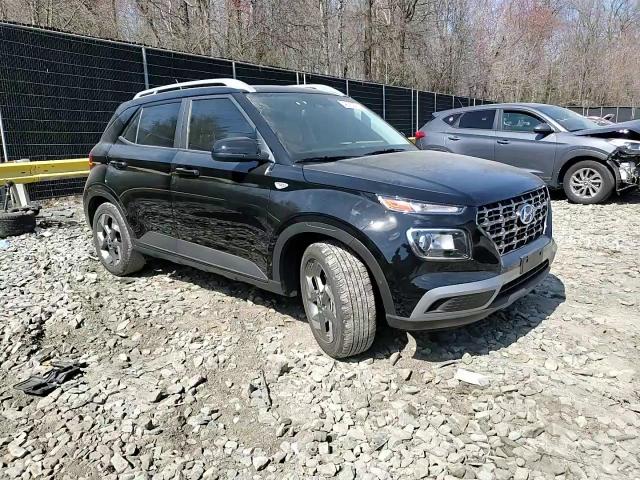 2024 Hyundai Venue - Image 11