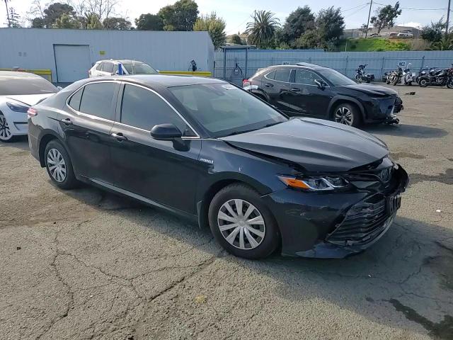2020 Toyota Camry - Image 10