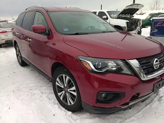 2017 Nissan Pathfinder - Image 11