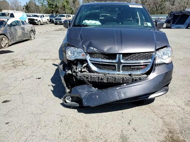 2019 Dodge Caravan - Image 12