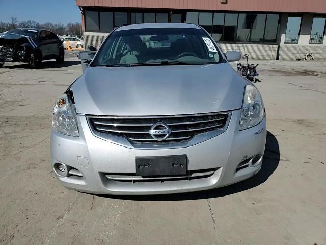 2012 Nissan Altima - Image 10