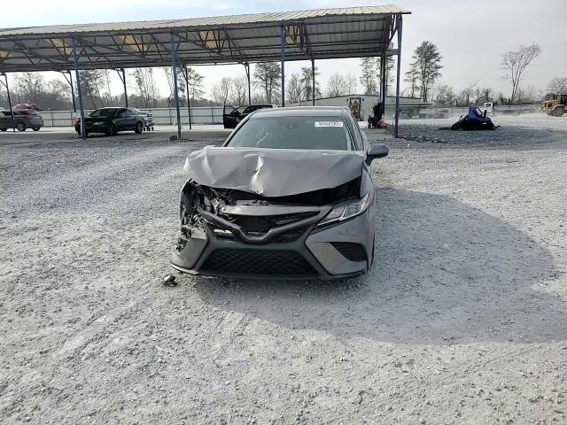 2019 Toyota Camry - Image 11