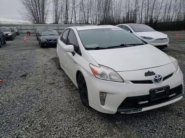 2013 Toyota Prius - Image 10
