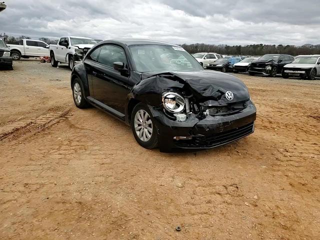 2015 Volkswagen Beetle - Image 11