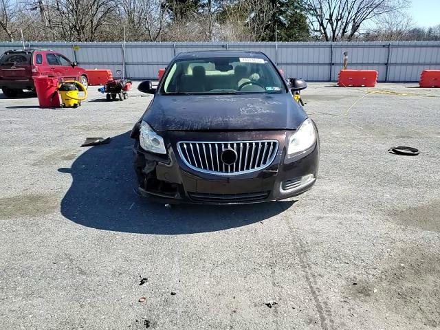 2011 Buick Regal - Image 11