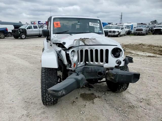 2012 Jeep Wrangler - Image 11