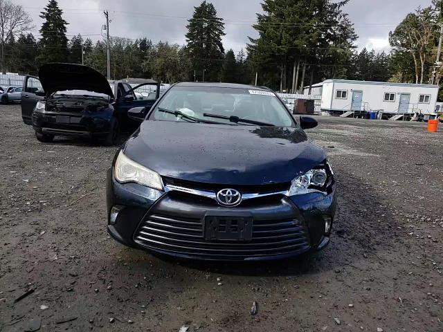 2017 Toyota Camry - Image 10