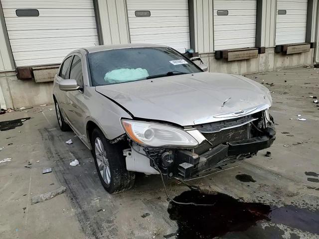 2013 Chrysler 200 Touring VIN: 1C3CCBBB9DN694781 Lot: 48936815