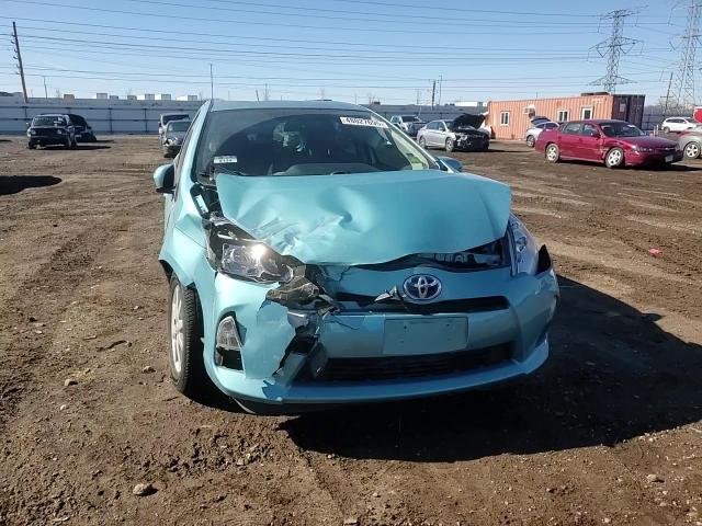 2012 Toyota Prius - Image 11