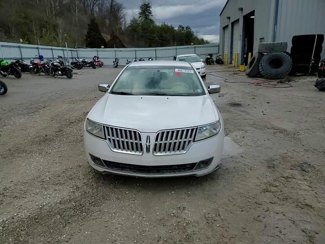 2010 Lincoln MKZ - Image 10