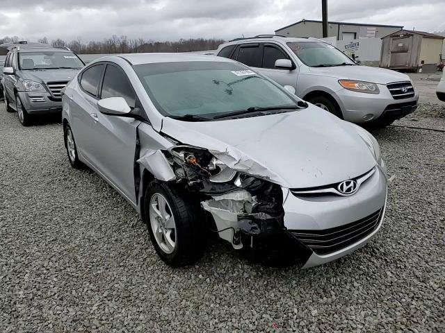 2015 Hyundai Elantra - Image 14