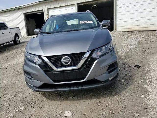 2021 Nissan Rogue - Image 15