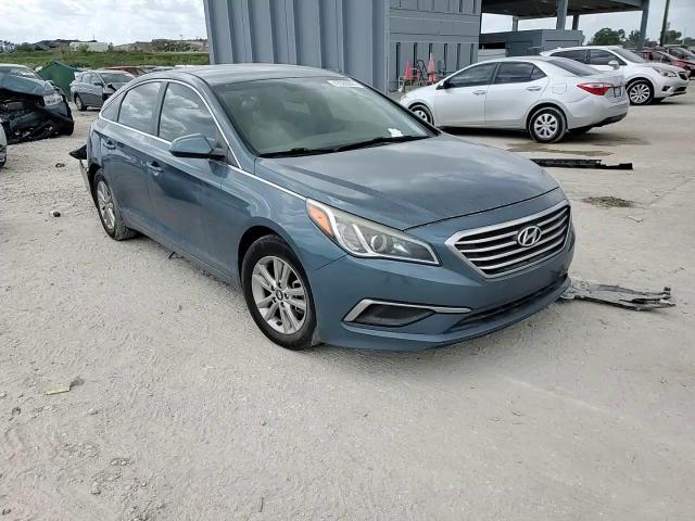 2016 Hyundai Sonata - Image 10