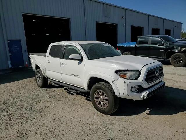 2017 Toyota Tacoma - Image 11