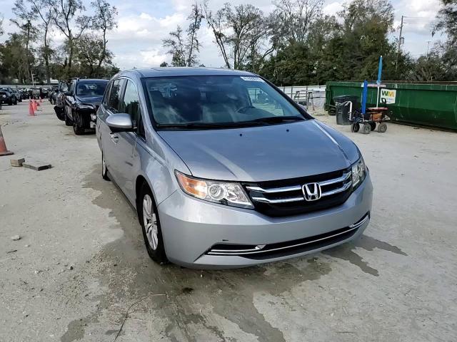 2016 Honda Odyssey - Image 14