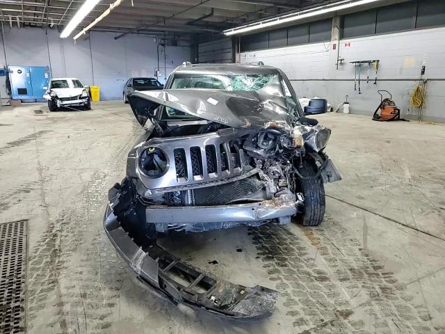 2016 Jeep Liberty (Patriot) - Image 11