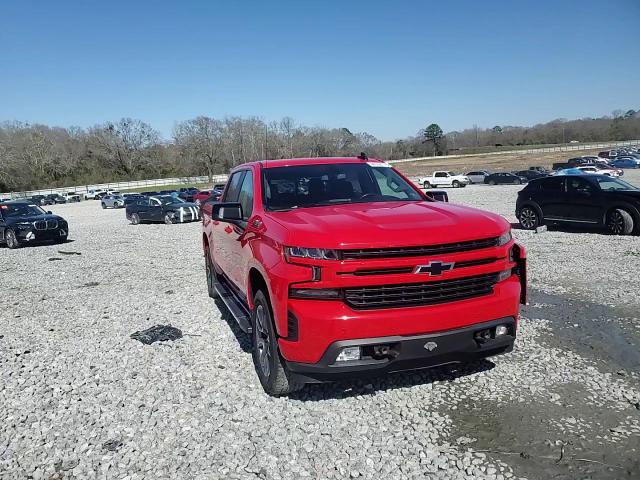 2022 Chevrolet Silverado - Image 13