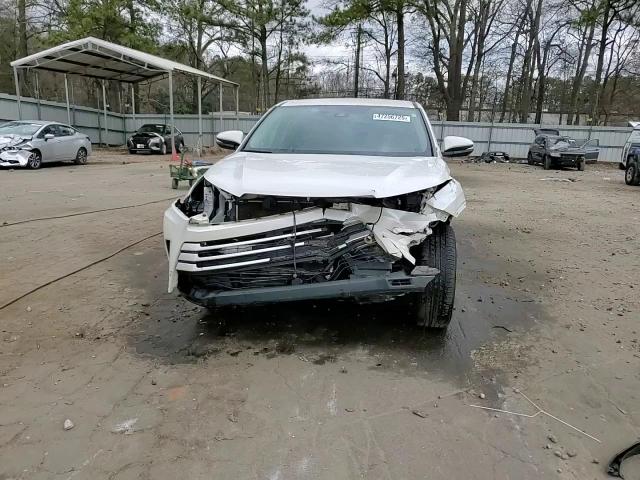 2019 Toyota Highlander - Image 15