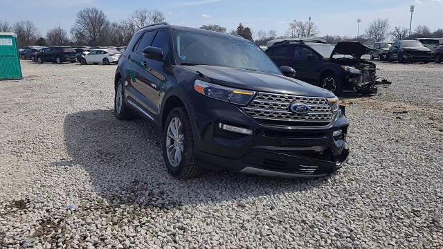 2021 Ford Explorer - Image 12