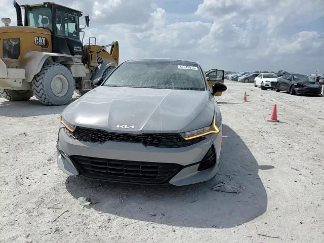 2024 Kia K5 - Image 11