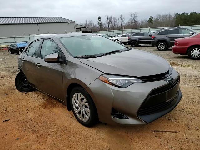2017 Toyota Corolla - Image 11
