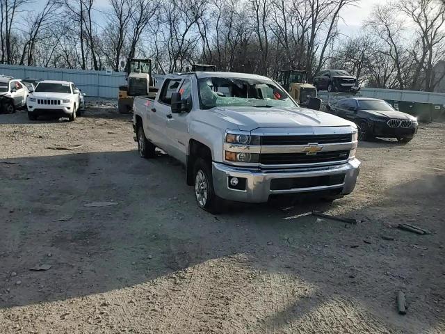2015 Chevrolet Silverado - Image 13
