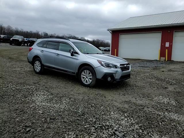 2018 Subaru Outback - Image 12