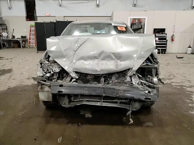 2005 Toyota Camry - Image 10
