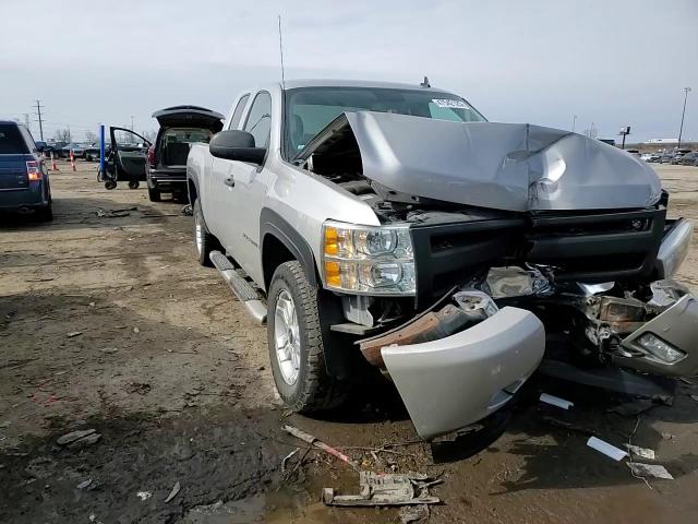 2008 Chevrolet Silverado - Image 10