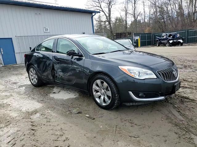 2015 Buick Regal - Image 13