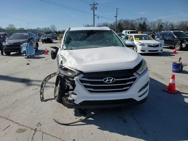 2017 Hyundai Tucson - Image 11