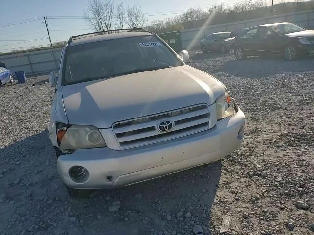 2004 Toyota Highlander - Image 12