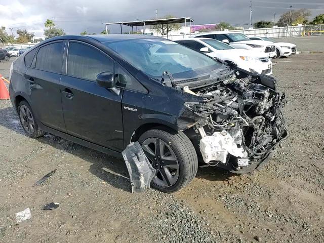 2015 Toyota Prius - Image 11