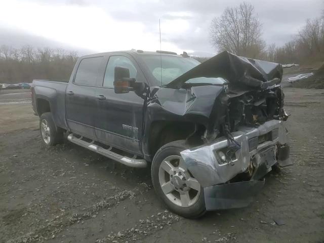 2019 Chevrolet Silverado - Image 11