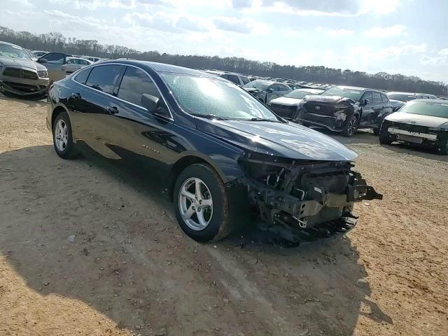 2018 Chevrolet Malibu - Image 14