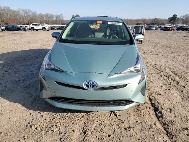 2016 Toyota Prius - Image 11