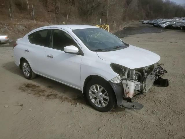 2016 Nissan Versa - Image 14