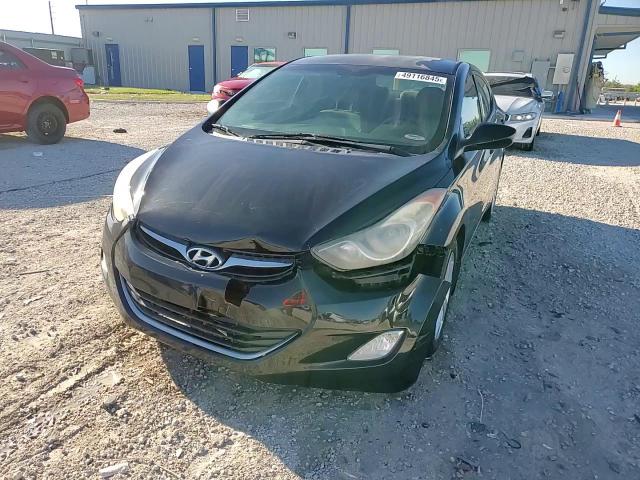 2013 Hyundai Elantra - Image 14