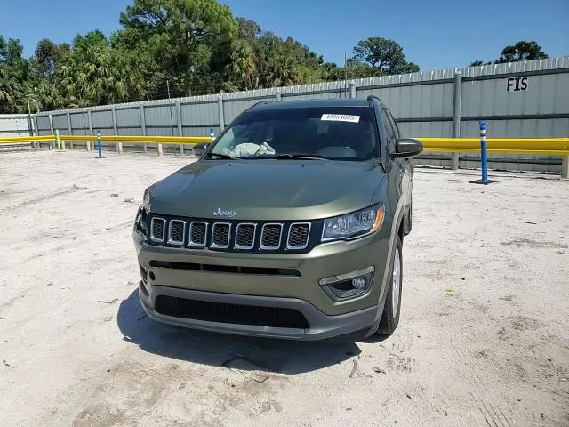 2021 Jeep Compass - Image 12