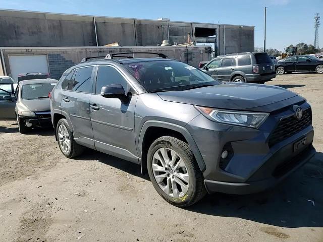 2019 Toyota RAV 4 - Image 10