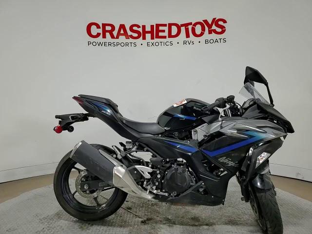 2025 KAWASAKI ZX | EX500