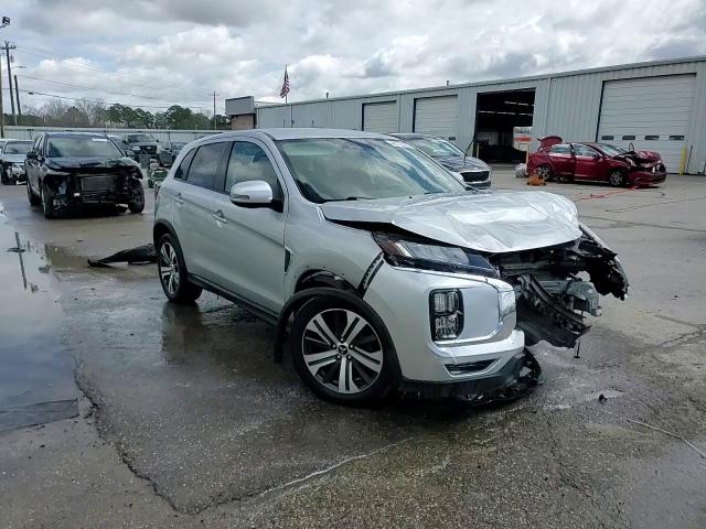 2021 Mitsubishi Outlander - Image 15