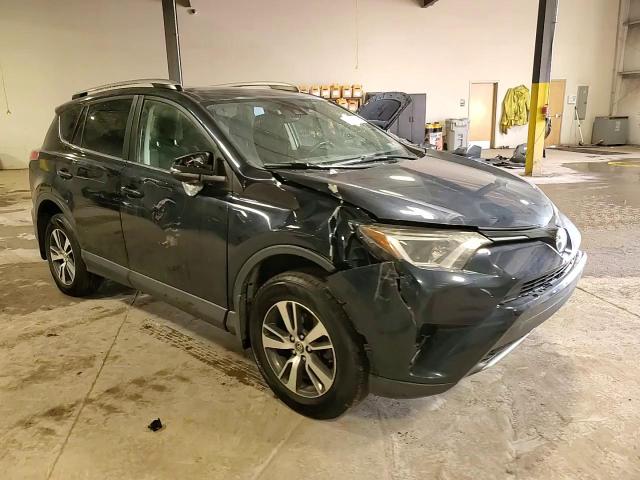 2018 Toyota RAV 4 - Image 14