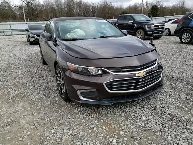 2016 Chevrolet Malibu - Image 11