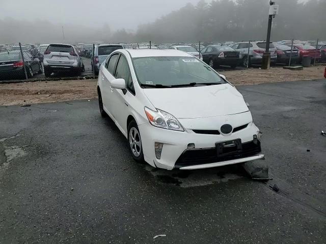 2013 Toyota Prius - Image 11