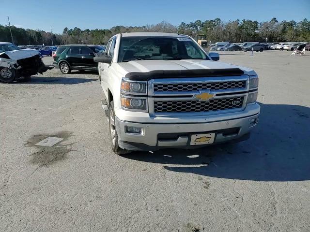 2014 Chevrolet Silverado - Image 13