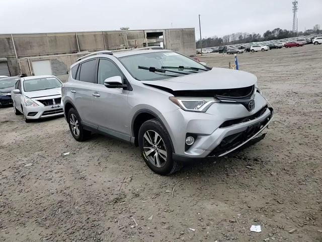 2017 Toyota RAV 4 - Image 11