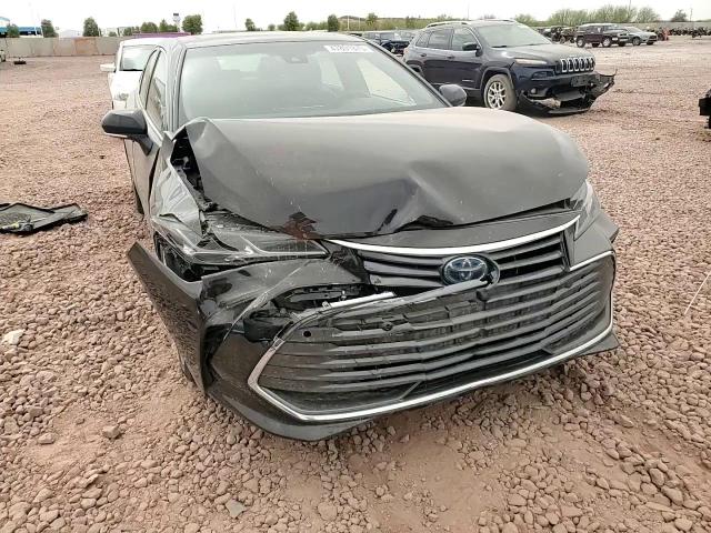 2022 Toyota Avalon - Image 11