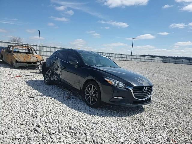 2018 Mazda 3 - Image 11