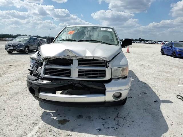 2004 Dodge RAM - Image 11
